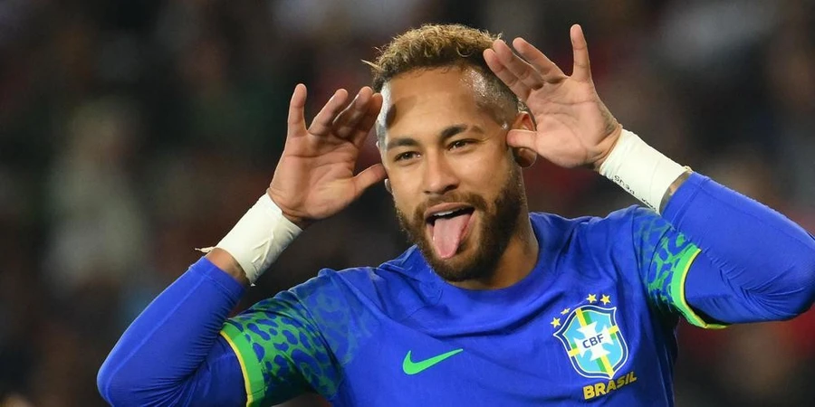 Neymar trở lại tập luyện sau thời gian dài điều trị chấn thương.