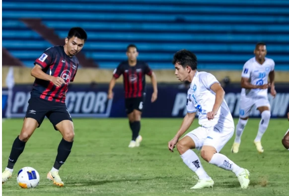 Thép xanh Nam Định thua trắng 0-3 trước Sanfrecce Hiroshima của Nhật Bản.