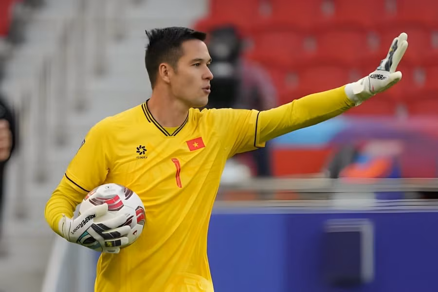 Filip Nguyễn thất vọng với lối chơi của Hoàng Anh Gia Lai.