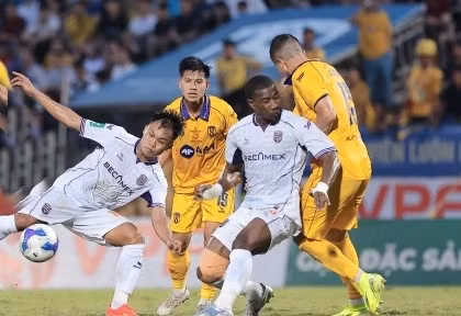 Sông Lam Nghệ An vào chung kết Cúp quốc gia 2025 sau khi loại Bình Dương ở bán kết.