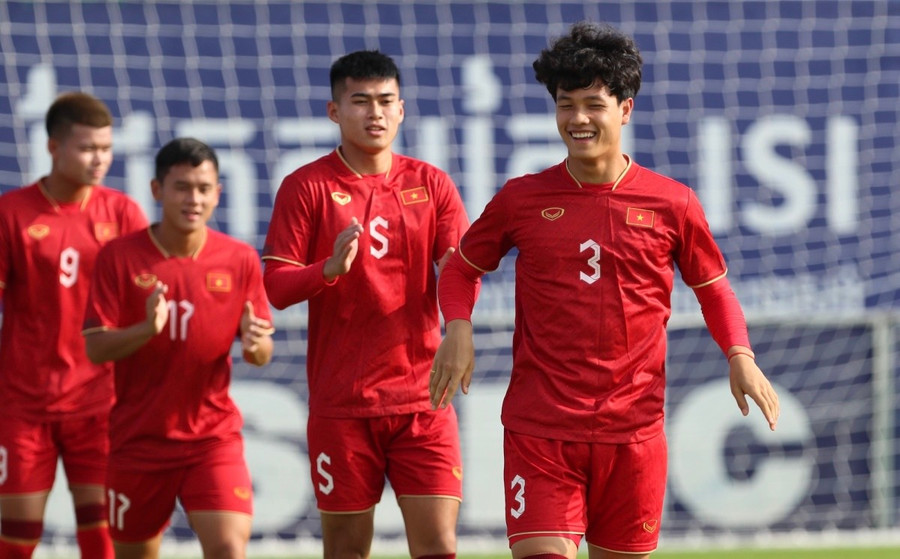 U22 Việt Nam cân nhắc sử dụng sao Việt kiều ở SEA Games.