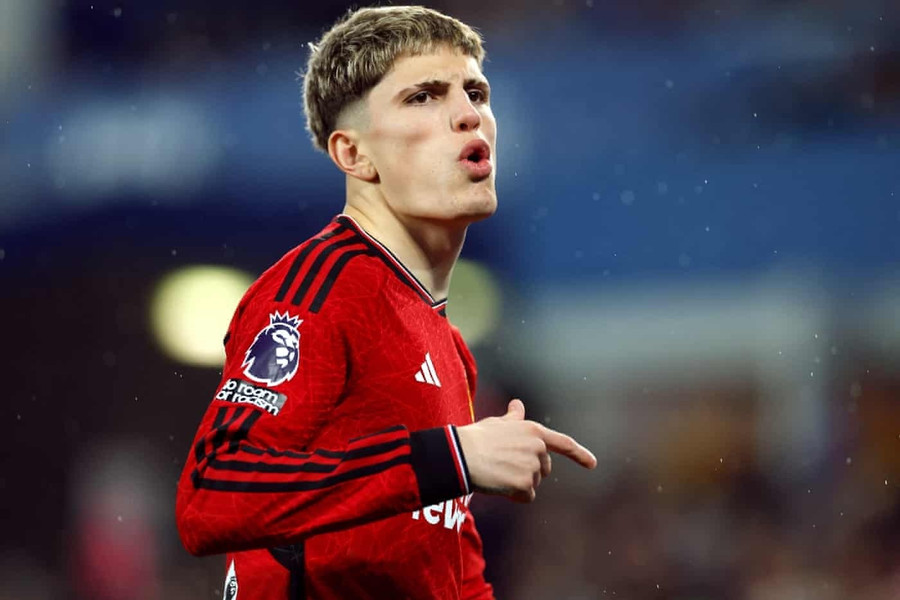 Garnacho nguy cơ sớm rời Man United.