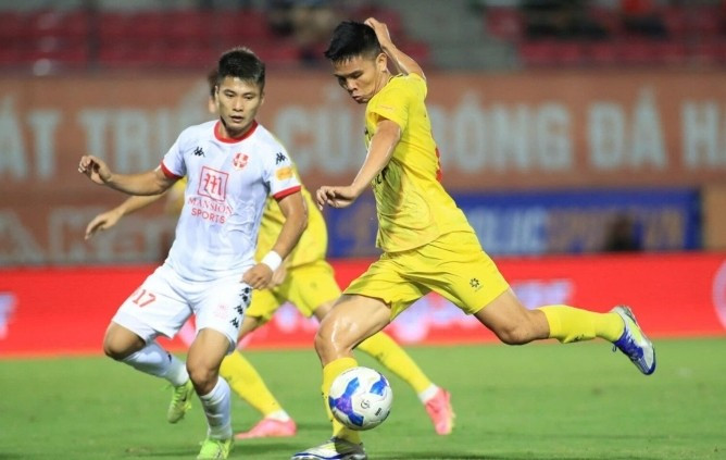 Đông Á Thanh Hóa bất phân thắng bại Hải Phòng ở vòng 4 V-League.
