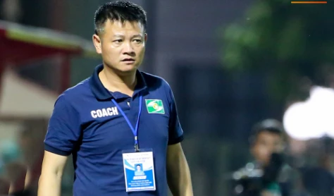Văn Quyến hạnh phúc với chiến thắng trước Hoàng Anh Gia Lai của Sông Lam Nghệ An.