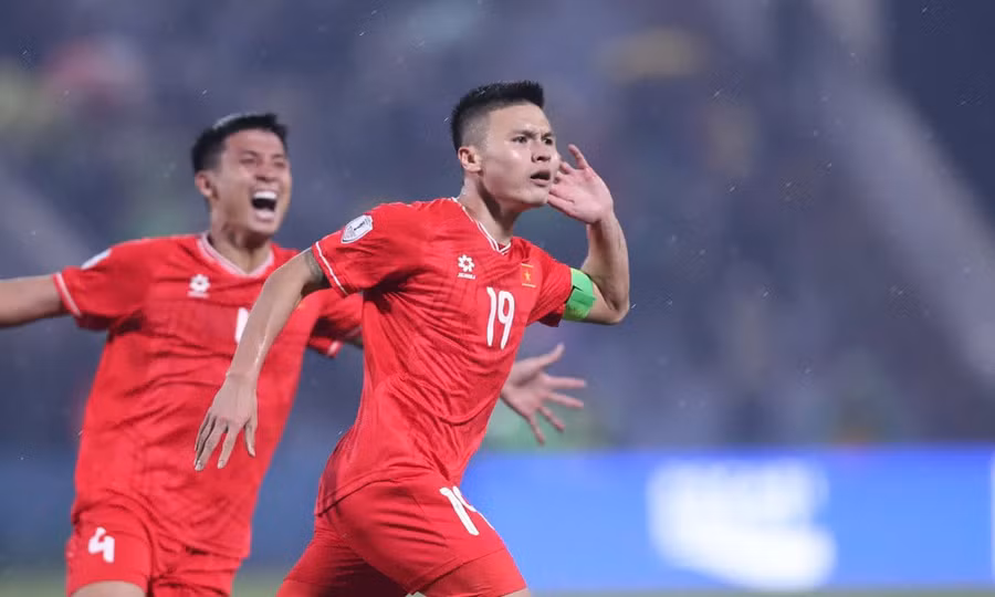 Tuyển Việt Nam bất bại 21 trận liên tiếp tại vòng bảng ASEAN Cup.