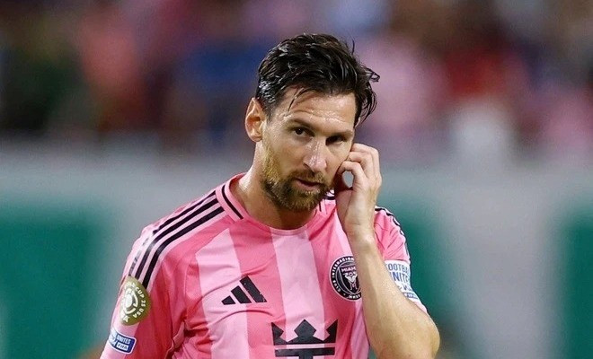  Messi được CLB Al Ahli đánh tiếng muốn chiêu mộ.