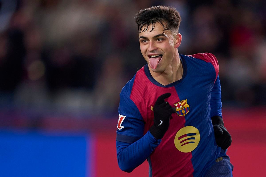 Pedri ngày càng trưởng thành trong màu áo Barca.