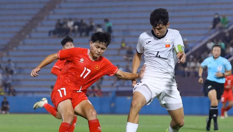 U17 Việt Nam thắng ấn tượng U17 Singapore ở giải châu Á.