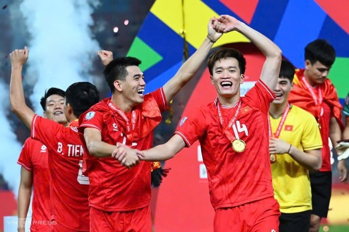 Hoàng Đức hào hứng khi có cơ hội đối đầu Manchester United.