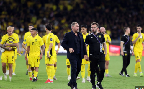 Bóng đá Malaysia nguy cơ bị FIFA cấm vận vì vấn đề nhập tịch.