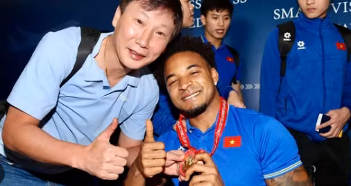 Nguyễn Xuân Son đang tích cực phục hồi sau phẫu thuật.