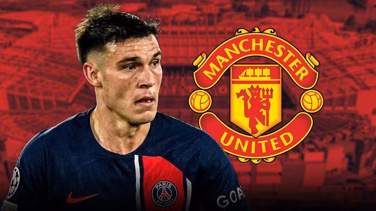 Manuel Ugarte gia nhập Man United với giá khủng.