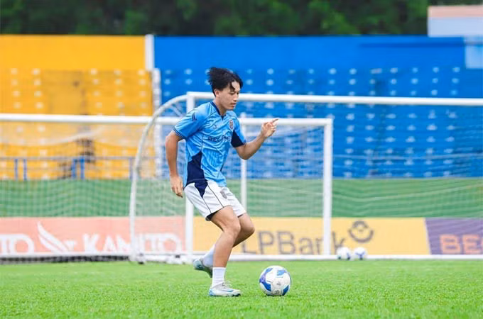 Mark Huỳnh gia nhập Bình Dương FC.