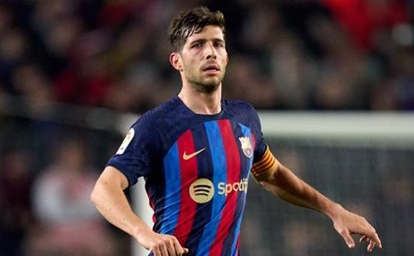 Sergi Roberto chia tay Barca sau 14 năm gắn bó.