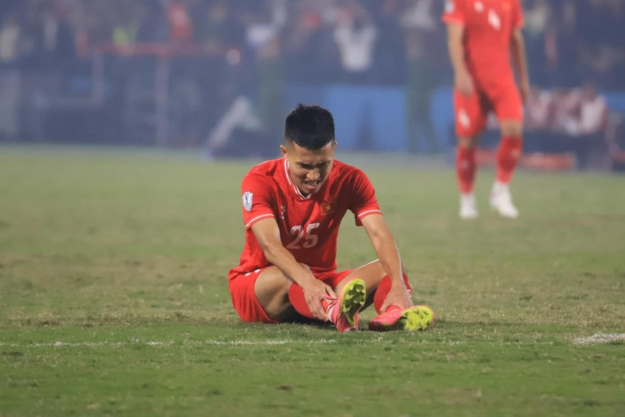 Doãn Ngọc Tân lỡ hẹn trận gặp Malaysia vì chấn thương.