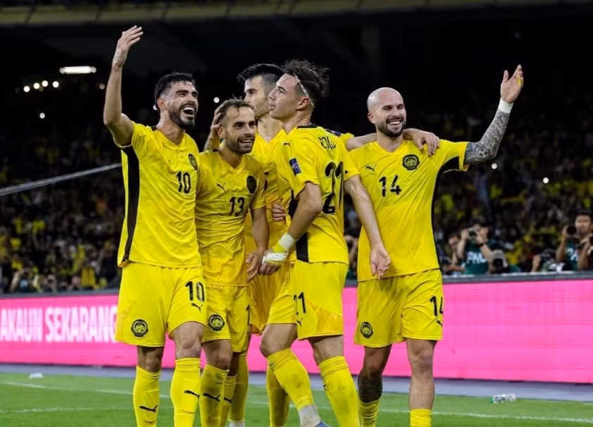 Tuyển Malaysia nhận nhiều lời khen sau trận thắng Việt Nam.