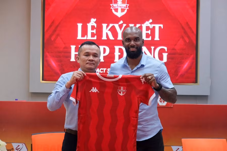 Luiz Antonio gia nhập Hải Phòng FC.