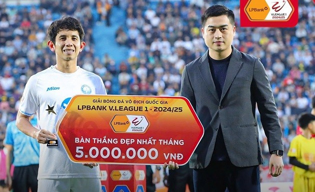 Hồng Duy ẵm giải thưởng Bàn thắng đẹp nhất tháng 3.