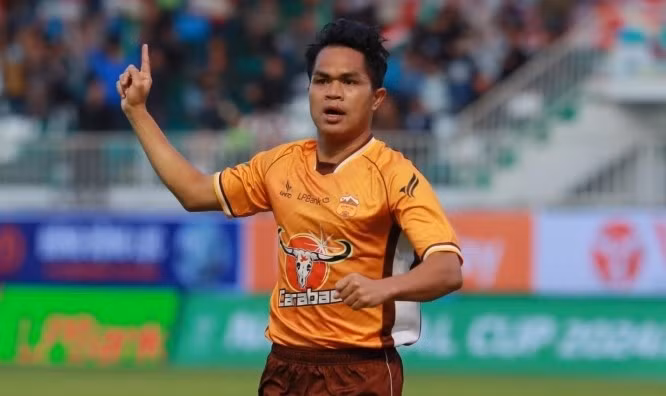 Dụng Quang Nho góp công giúp Hoàng Anh Gia Lai đánh bại Viettel ở vòng 22.