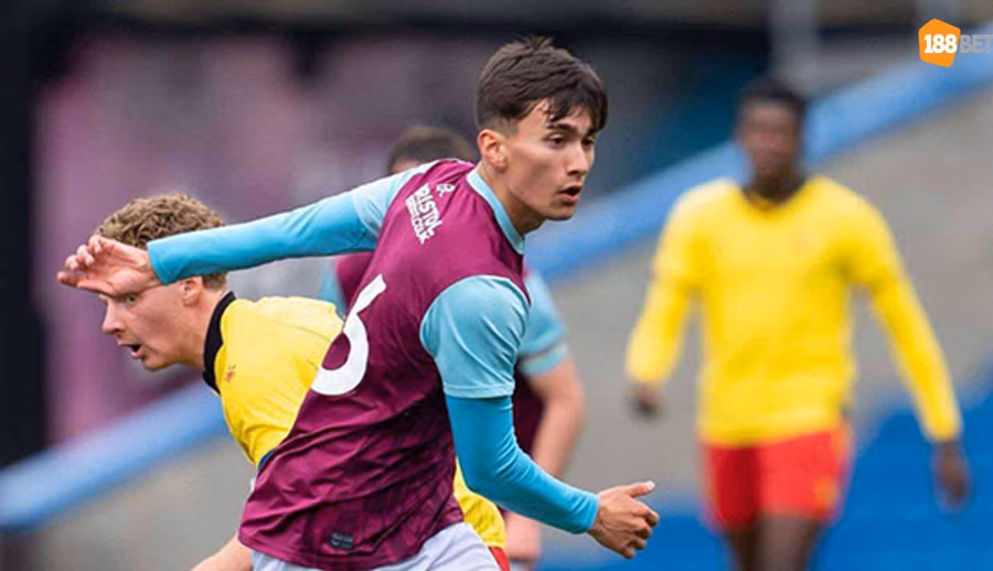 Brandon Ly sáng cửa gia nhập Công an Hà Nội FC.