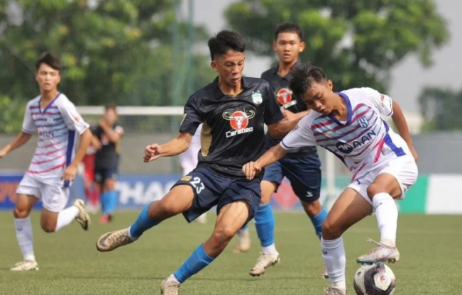 U15 Hoàng Anh Gia Lai thua U15 Sông Lam Nghệ An ở giải quốc gia.