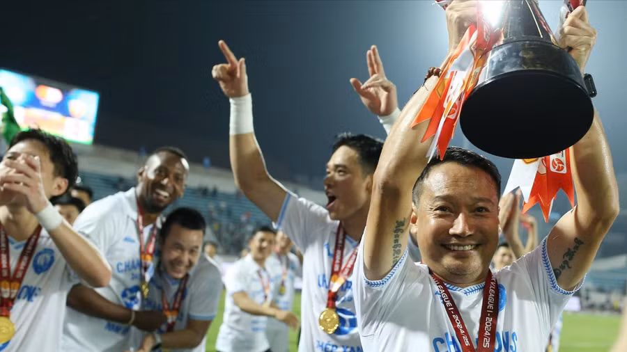 CLB Nam Định hiện đang tích cực chuẩn bị cho V-League.