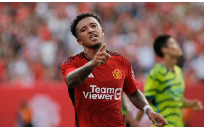 Man United quyết bán bằng được Sancho.