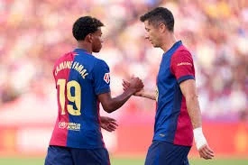 Robert Lewandowski và Lamine Yamal phải nghỉ thi đấu quốc tế vì chấn thương.