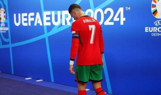 C. Ronaldo chưa chốt tương lai với tuyển Bồ Đào Nha.