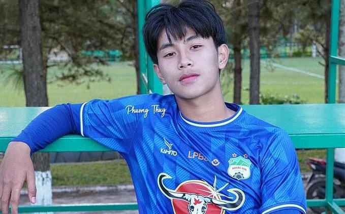 Trần Gia Bảo hoãn thời gian lên đội tuyển U17 Việt Nam vì V-League.