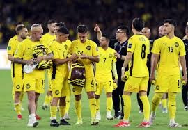 Tuyển Malaysia nguy cơ bị trừ điểm sau án phạt từ FIFA.