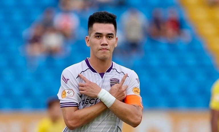 Tiến Linh bỏ ngỏ tương lai hậu V-League 2024/25.