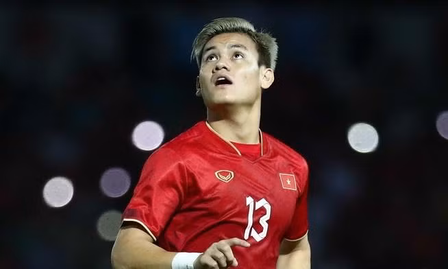 Hồ Tấn Tài gia nhập câu lạc bộ B.Bình Dương.