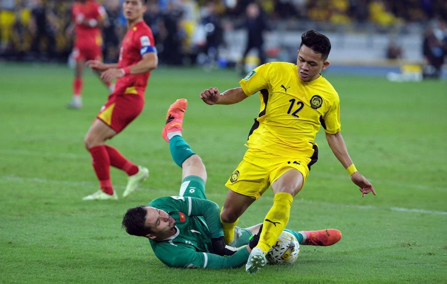 Tuyển Việt Nam thua Malaysia trên sân khách ở Asian Cup 2027.