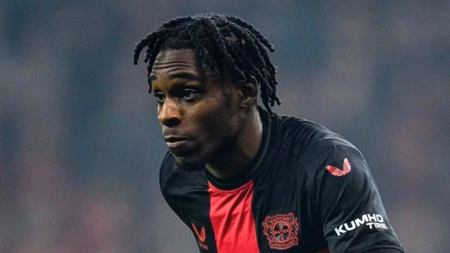 Jeremie Frimpong lọt tầm ngắm của Man United.