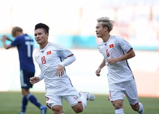 Quang Hải được đánh giá cao ở trận gặp Indonesia.