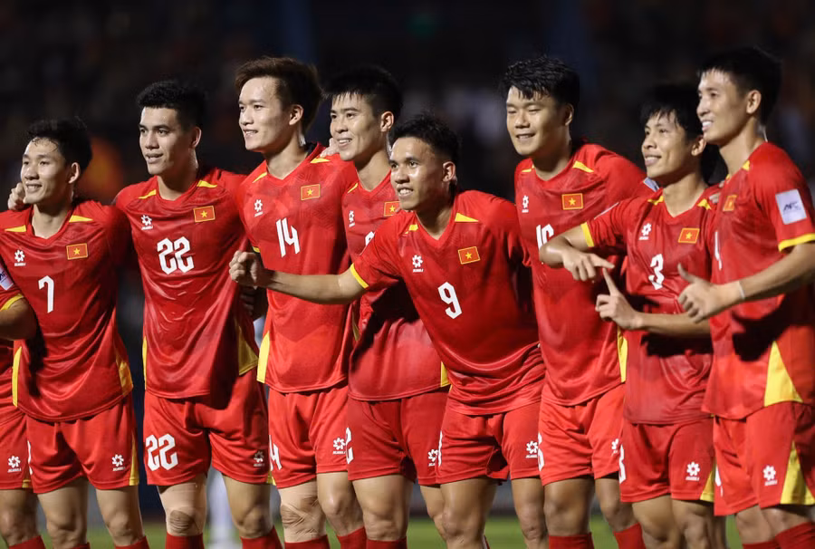 Tuyển Việt Nam cân nhắc nhập tịch cầu thủ trong giai đoạn tới.