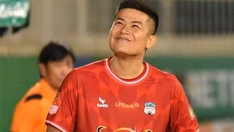 Phan Đình Vũ Hải chấn thương, nguy cơ lỡ hẹn với lượt đi V-League 2024/2025.