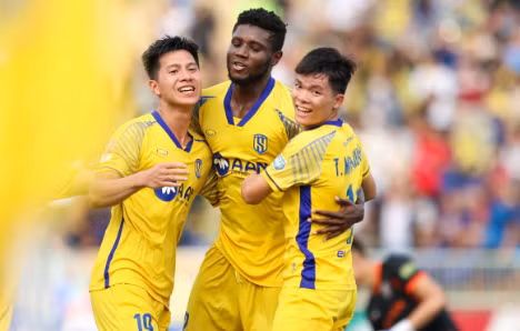 Sông Lam Nghệ An chốt danh sách dự V-League 2024/25