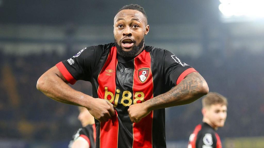 Antoine Semenyo hiện đang đàm phán hợp đồng với Man United.
