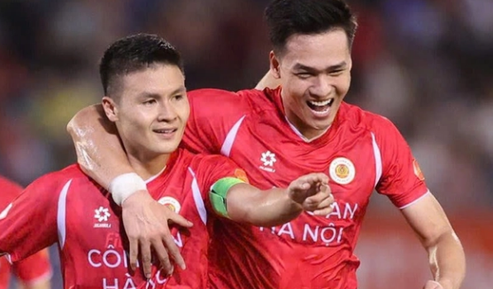 Quang Hải tỏa sáng góp công giúp Công an Hà Nội đánh bại Hải Phòng.