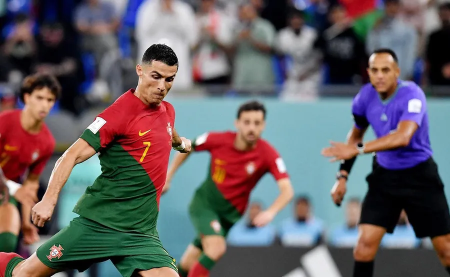 Ronaldo được kỳ vọng sẽ giúp Bồ Đào Nha đánh bại Slovenia ở lượt trận đêm nay.