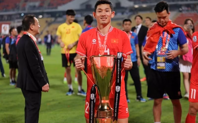 Hai Long lỡ hẹn với đội tuyển Việt Nam vì chấn thương.