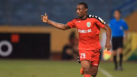 Đinh Hoàng Max gia nhập CLB Bắc Ninh.