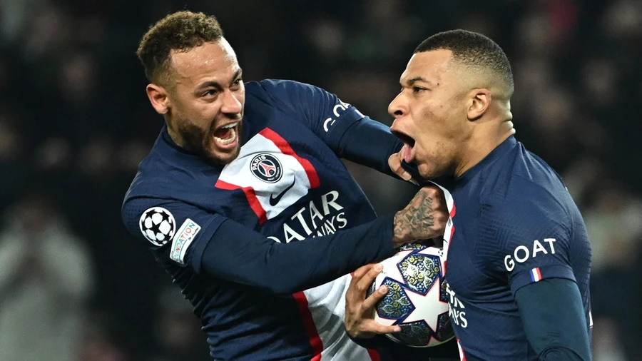 Mâu thuẫn giữa Neymar và Mbappe vẫn chưa hạ nhiệt.