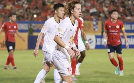 Viktor Lê hiện vẫn đang yếu về khâu thể lực và sức bền.