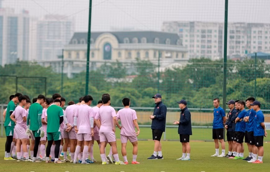 U16 Việt Nam thua đáng tiếc U16 Australia ở giải quốc tế.