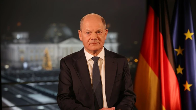 Thủ tướng Đức Olaf Scholz sau bài phát biểu thường niên mừng năm mới tới toàn quốc, ngày 29 tháng 12 năm 2024. 