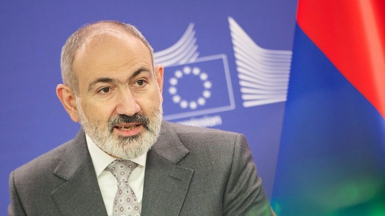 Thủ tướng Armenia Nikol Pashinyan phát biểu tại Brussels, Bỉ. 