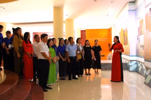 Quảng Bình khai mạc chuyên đề trưng bày tái hiện hành trình Báo chí Cách mạng Việt Nam và vinh danh báo chí địa phương.